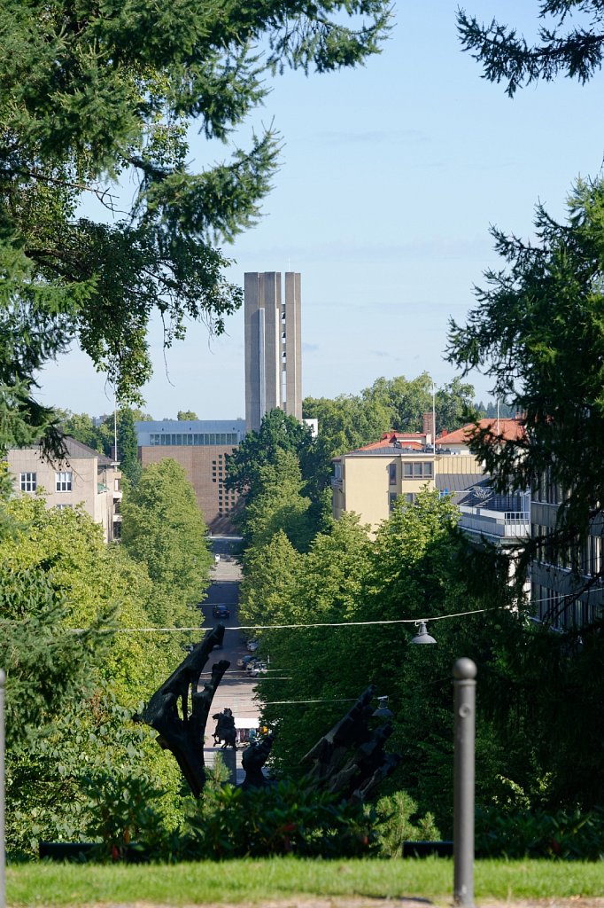 Blick zurück: Kirche des Kreuzes