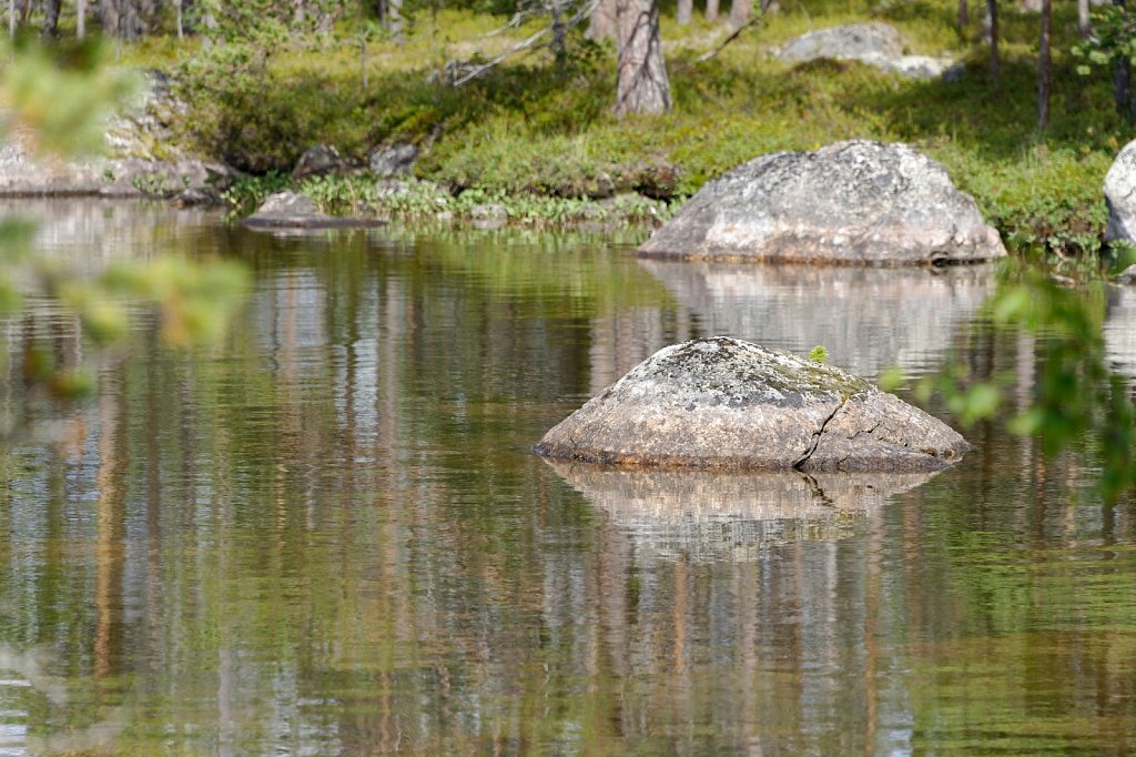 Fels im Wasser 1